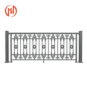 3-Rail Customizable Powder Coated Aluminum/Steel/Iron Horse Fence Isolation Fencing