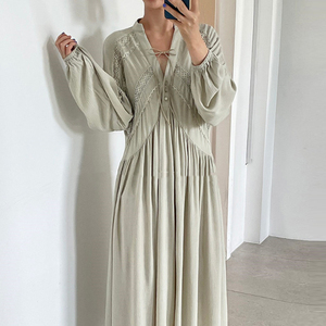 Robe longue ample pour femme TKS Boutique, nouvelle collection printemps 2026, élégante, col en V, patchwork, dentelle et motif floral crocheté - Product Image 2