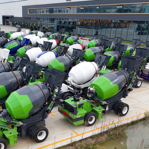 Bán nóng 3.5 m³ nhỏ gọn Tự tải xe tải trộn bê tông với động cơ diesel di động - Product Image 4