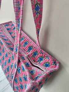 Sac fourre-tout en coton matelassé imprimé à la main style bohème indien pour femme, sac à bandoulière, sac de voyage, sac de marché, cadeau fait main - Product Image 3