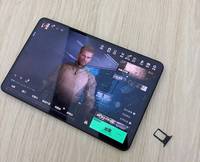 Tablet Gaming Lenovo Legion Y700 Infinite 5G Mini 8,4 Inci OLED Snap Dragon 8 Elite Gen5 7470mAh dengan Kartu SIM