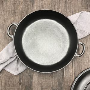 Cazuela de hierro fundido con tapa - Product Image 2