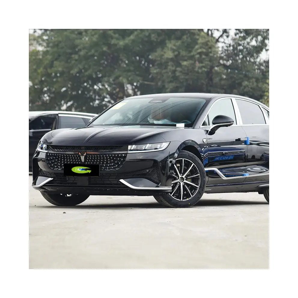 Vehículo de transmisión variable de 4 puertas y 5 asientos de fábrica de China Voyah Chase PHEV 2024 Ultra Long Range 4WD Executive Edition
