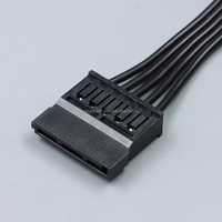 SATA 15-Pin Stromverteilerkabel 1 zu 5 Verlängerungskabel 60cm 18AWG Schwarzes Flachkabel für HDD SSD SATA-Geräte Kühlungsgeeignet