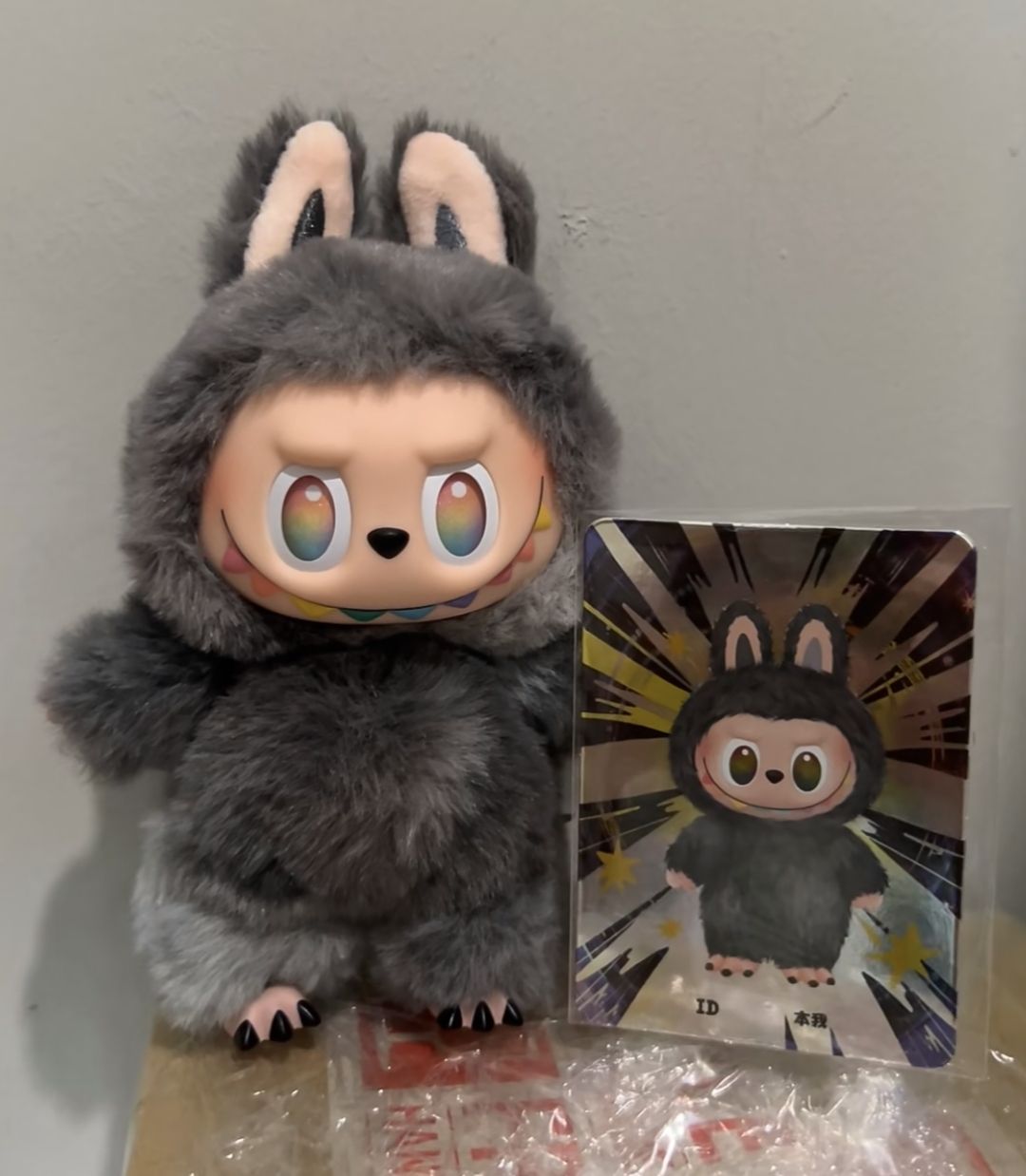 Labubu original ver.3 公式品未開封 POP MART | THE MONSTERS- 原封未開盒