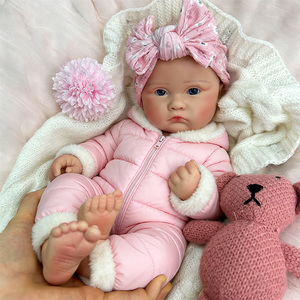 Bambole Reborn in Silicone Realistiche da 18 Pollici per Bambine, Peso Realistico, Perfette come Compagna da Abbracciare e Regalo per Alleviare l'Ansia - Product Image 4