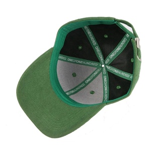 Gorra de Béisbol Unisex de 6 Paneles en Pana Verde, Personalizable al por Mayor, Tejido Impermeable, Deportiva y Formal para Adultos, con Visera Curva y Bordado - Product Image 6