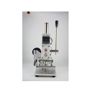 Machine de marquage à chaud pour la fabrication de plaques d'immatriculation - Product Image 3