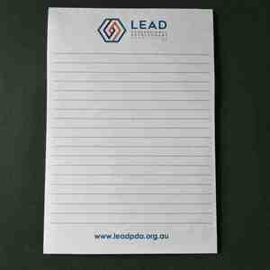 Blocs-notes de bureau personnalisés avec logo imprimé A4, de haute qualité, faciles à détacher, pour une utilisation promotionnelle - Product Image 4