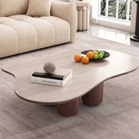 Table basse moderne en forme de nuage irrégulière, plateau en MDF noyer, 4 pieds cylindriques, légère et facile à assembler pour le salon