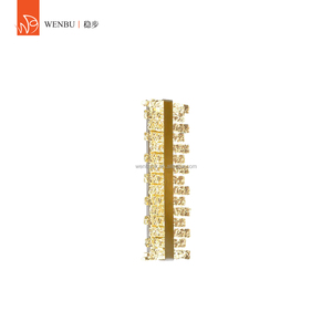 Lámpara de pared lineal de lujo hecha a mano con cristal en color oro champán para vestíbulo de hotel o villa. - Product Image 2