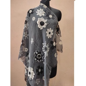 Châle en laine mérinos de qualité supérieure, fait main, avec motif brodé, élégant, confortable, léger, coupe-vent, extensible dans quatre directions, pour l'hiver - Product Image 2