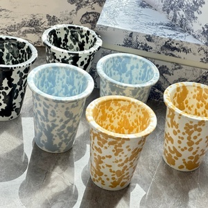 Tasse à café en céramique imprimée de luxe léger Creative Spots, idéale pour un cadeau - Product Image 1