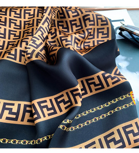 Khăn Choàng Lụa Dài Vết Bẩn Lớn Cho Nữ Sản Xuất Khăn Trùm Đầu In Chữ Thiết Kế Sang Trọng Khăn Trùm Đầu Khăn Choàng Khăn Choàng Lụa Dài Cho Nữ - Product Image 3