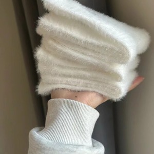 Calcetines de lana de visón para mujer, longitud media hasta la pantorrilla, gruesos, transpirables, esponjosos, de color sólido, cálidos para otoño e invierno, para dormir, ropa de maternidad - Product Image 1