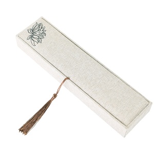Boîte d'emballage de <span class=keywords><strong>bijoux</strong></span> en lin littéraire de style <span class=keywords><strong>ancien</strong></span> vente en gros de bracelet en papier carré rectangulaire avec boîte à motif carré imprimé - Product Image 5
