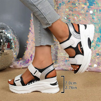Fabrication de chaussures de bonne qualité, chaussures décontractées confortables pour femmes, sandales à plateforme pour femmes, sandales à semelle épaisse de créateur