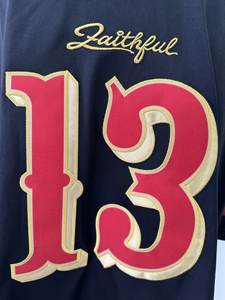 Camiseta de Fútbol Americano de los San Francisco 49ers para Hombre, Números 85 Kittle, 97 Bosa, 23 McCaffrey, 13 Purdy, 54 Warner, 49 Faithful Rivalries - Product Image 4