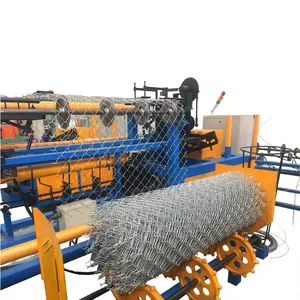 Lowest price stock Automatic Double Spiral Diamond Wire Mesh Chain Link Fence Machine