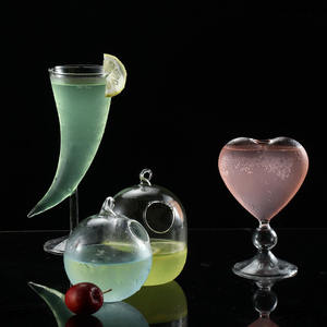 Verres à cocktail fantaisie créatifs uniques Boissons populaires au champagne personnalisées pour les fêtes, y compris le whisky <span class=keywords><strong>Martini</strong></span> pour spécial - Product Image 3