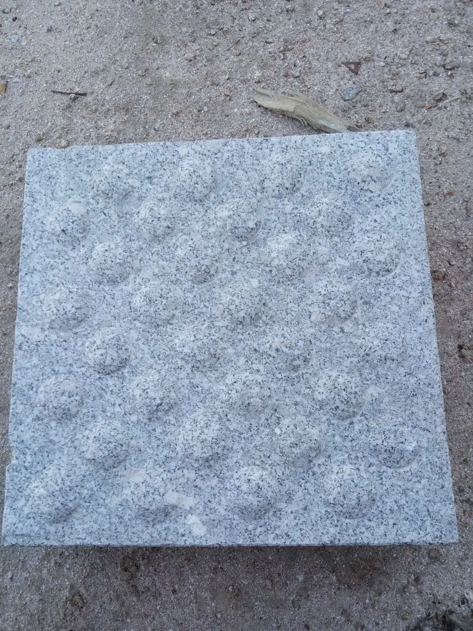 Tactile China Factory Manufacture Granite Slabs Natural Stone Tactile Stone For Granite Blind Stone Public Area Running Road Paving