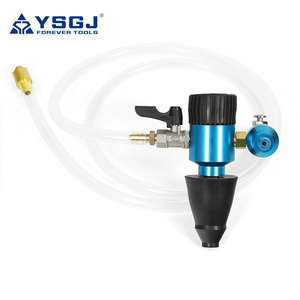 Outil de Remplissage de Liquide de Refroidissement en Acier Inoxydable Durable de Type Vide avec Remplissage Rapide et Sans Purge d'Air pour Véhicules Lourds - Product Image 4