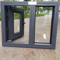 Ventana Abatible de Aluminio Moderna y Delgada, Resistente a Huracanes, Aislada Acústicamente, con Marco de Apertura Oscilobatiente
