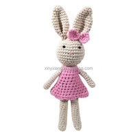 Ballerine personnalisée en crochet faite à la main en usine, poupée en peluche lapin dansant Amigurumi cadeau pour les filles