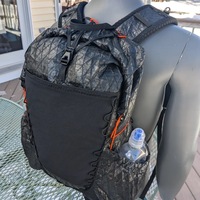 Sac à dos de randonnée léger et imperméable 50L avec fermeture à boucle, idéal pour le camping et les voyages en extérieur, personnalisable OEM