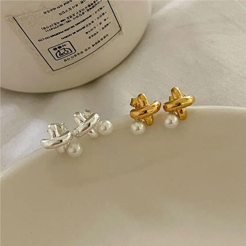 Women Simple Fashion Korean 925 Sterling Silver Pearl Stud Earrings