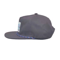 Casquette Snapback Unisexe Grise Personnalisée avec Logo Brodé à la Main, 5 Panneaux, Non Structurée, Respirante, en Nylon Imperméable, avec Cordon, Quatre Saisons