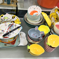 Prix de Gros Usine Vaisselle en Porcelaine et Céramique Personnalisée, Ensemble Bols, Plats et Assiettes en Porcelaine Tendre pour Usage Domestique et Restaurant
