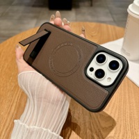 Étui de téléphone portable de luxe transparent en TPU+PC avec bande magnétique en relief et support pour protection d'appareil photo pour iPhone 13/14/15/16