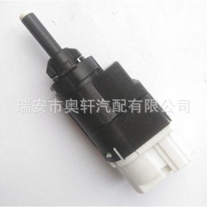 Interruptor de luz de freno 253206170R HX-SW0836 para reemplazo y reparación de interruptores automotrices - Product Image 2