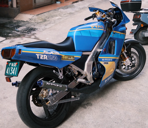 ขายส่ง Yamaha <span class=keywords><strong>TZR250</strong></span> 250cc - เครื่องยนต์รอบสูง แรง ทรงพลัง โครงรถน้ำหนักเบา จัดส่งรวดเร็ว - Product Image 2