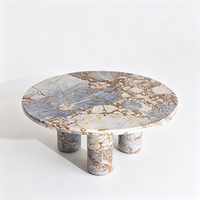 Table basse ronde en marbre Dream Home, trois pieds cylindriques en pierre, plateau en marbre naturel breccié, table de salon moderne