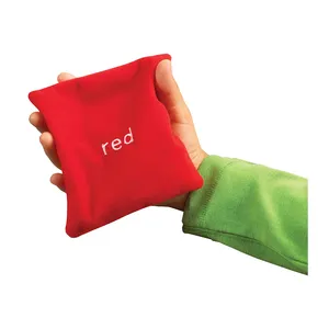 Yüksek kaliteli taşınabilir çocuklar renkli kanvas kumaş hava dayanıklı özelleştirilmiş tasarım mısır delik atma fasulye torbası