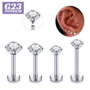 Piercing Labret de Titanio G23 con Circonia Transparente |   Joyería Quirúrgica F136 con Rosca Interna |   Piercing para Labio, Oreja y Nariz - Product Image 2