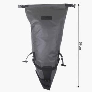 <span class=keywords><strong>Bolsa</strong></span> de sillín duradera de 13L para cicloturismo con placas de soporte internas, impermeable, directamente de fábrica para viajes. - Product Image 5