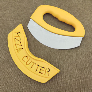 อุปกรณ์ครัวขายดีที่สุด มีดตัดพิซซ่าสแตนเลสโค้งพร้อมปลอกหุ้ม สำหรับคนรักพิซซ่า เป็น<span class=keywords><strong>ของขวัญ</strong></span> - Product Image 2