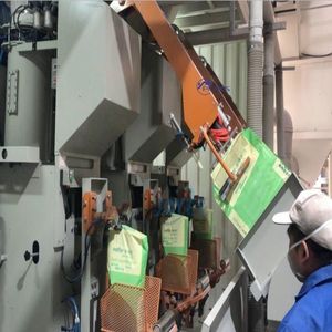 Máquina de Empaquetado de Materiales Ignífugos Multifunción de 50 Kilos, Sistema <span class=keywords><strong>Chino</strong></span> de Llenado y Sellado de Bolsas de Válvula Totalmente Automático - Product Image 3