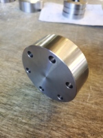 Fabricant chinois de couvercles d'extrémité de boîte de vitesses en acier inoxydable usinés CNC, usinés par brochage et usinés par électroérosion à fil, pour usines avec 33 ans d'expérience