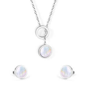 Boucles d'oreilles en coquillage japonais et coréen, ensemble de bijoux, Style de luxe léger, bijoux en acier inoxydable polyvalents, vente en gros - Product Image 4