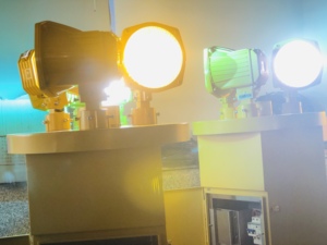 Balise aéronautique rotative FAA ICAO L801 indiquant la position de l'aéroport aux pilotes de nuit - Product Image 2