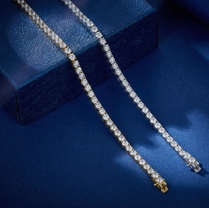 Pulsera de Tenis para Mujer de 8 Pulgadas Bañada en Oro de 18K con Diamantes de Zirconia Cúbica, Brazalete de Eslabones de Cobre y Plata a la Moda - Product Image 4