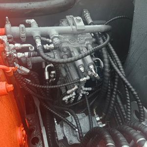 Used Hitachi ZX70 Excavator 7Ton Hydraulic Crawler Digger Original Japan Hitachi Good Condition Low Hours <b>Cheap</b> Price - Product Image 6