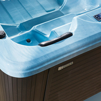 Bain à remous extérieur moderne en acrylique compact pour 2 personnes BG-6601 avec fonction massage |   Spa de luxe prêt à l'emploi pour usage en villa