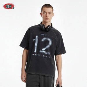 T-shirt Hip Hop da Uomo Oversize 100% Cotone con Grafica, Manica Corta, Lavaggio Acido, Taglio e Cucitura High Street, Effetto Sbiadito - Product Image 3