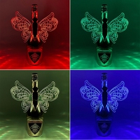 Usine nouvelle LED rechargeable Sparkler lumière acrylique papillon ailes d'ange Barware avec pour Champagne couverture pour les décorations de fête