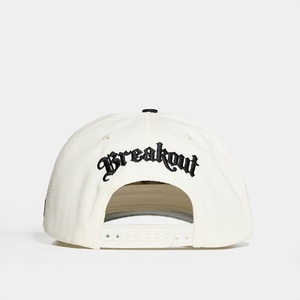 Gorras de Béisbol Personalizadas con Estructura Tejida, 5 Paneles, Logotipo Bordado en 3D, 2 Tonos, Cierre a Presión - Product Image 4